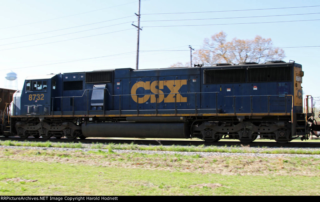 CSX 8732